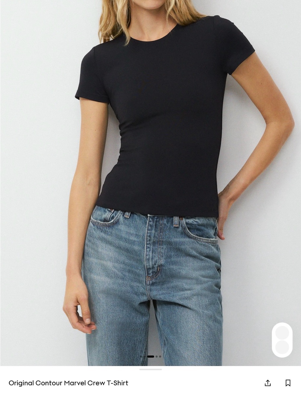 Aritzia contour Black Short-Sleeve Crewneck Tee